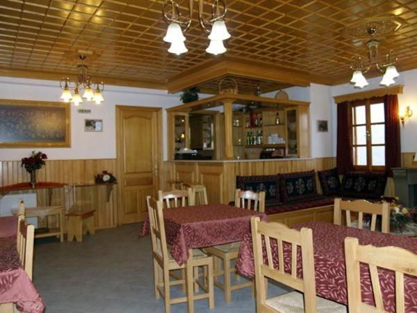 Hotel Anax Мецово Екстериор снимка